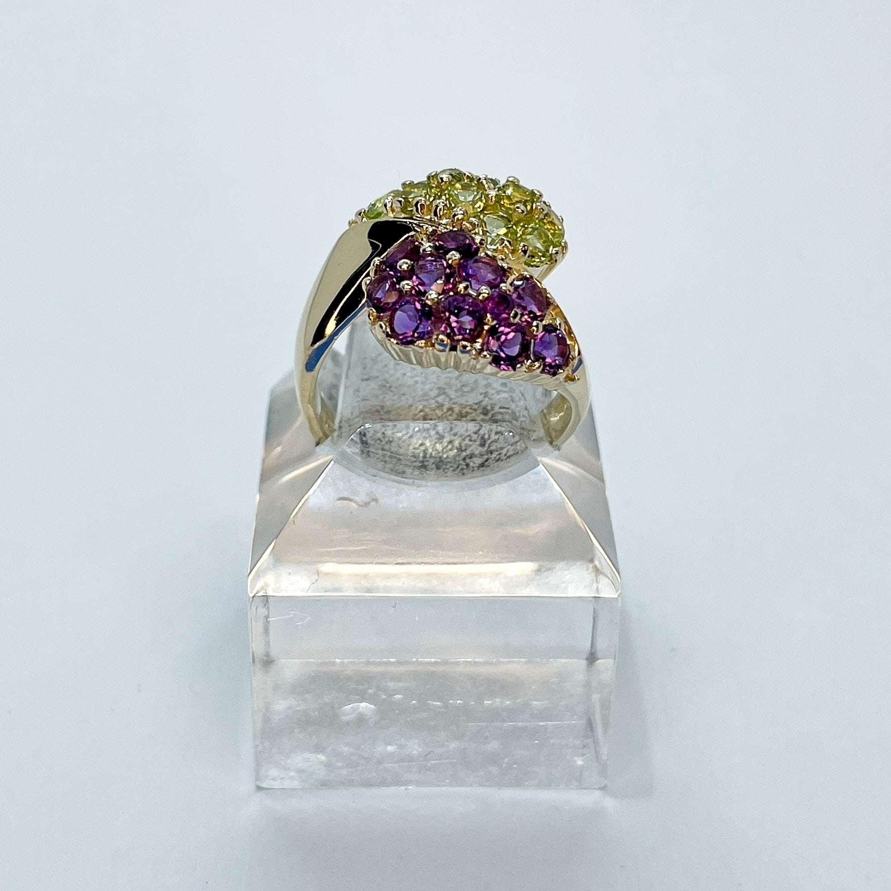 14K Peridot and Amethyst Cluster Stones Ring - Main Image