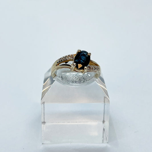 14K Offset Oval Sapphire Ring