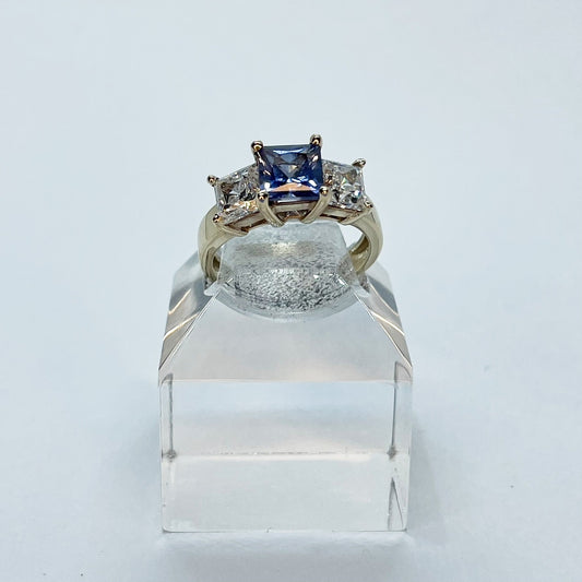 9K Square Sapphire Princess Cut Ring