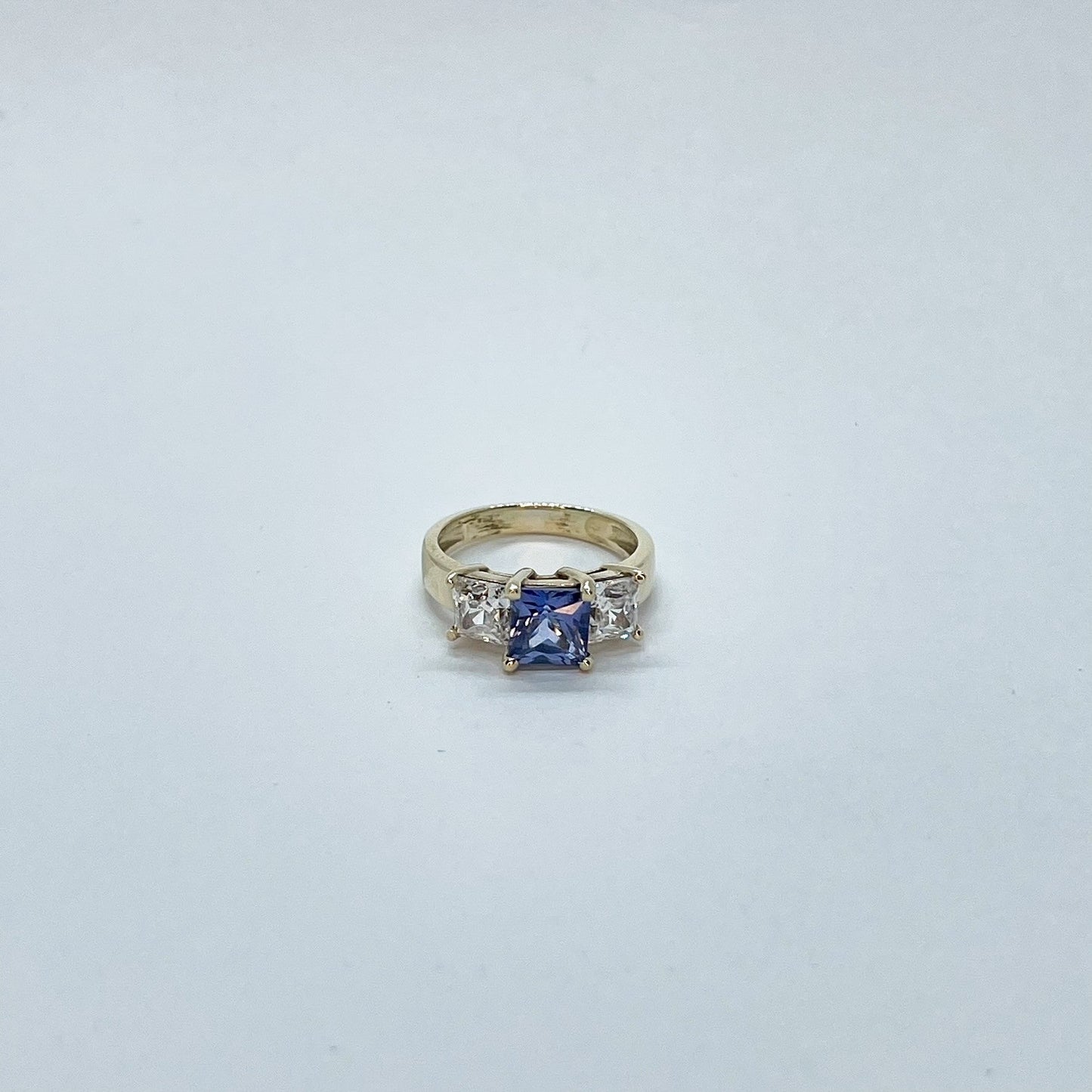 9K Square Sapphire Princess Cut Ring