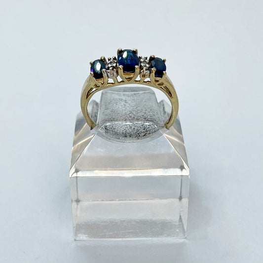 10K Dainty Sapphire Ring