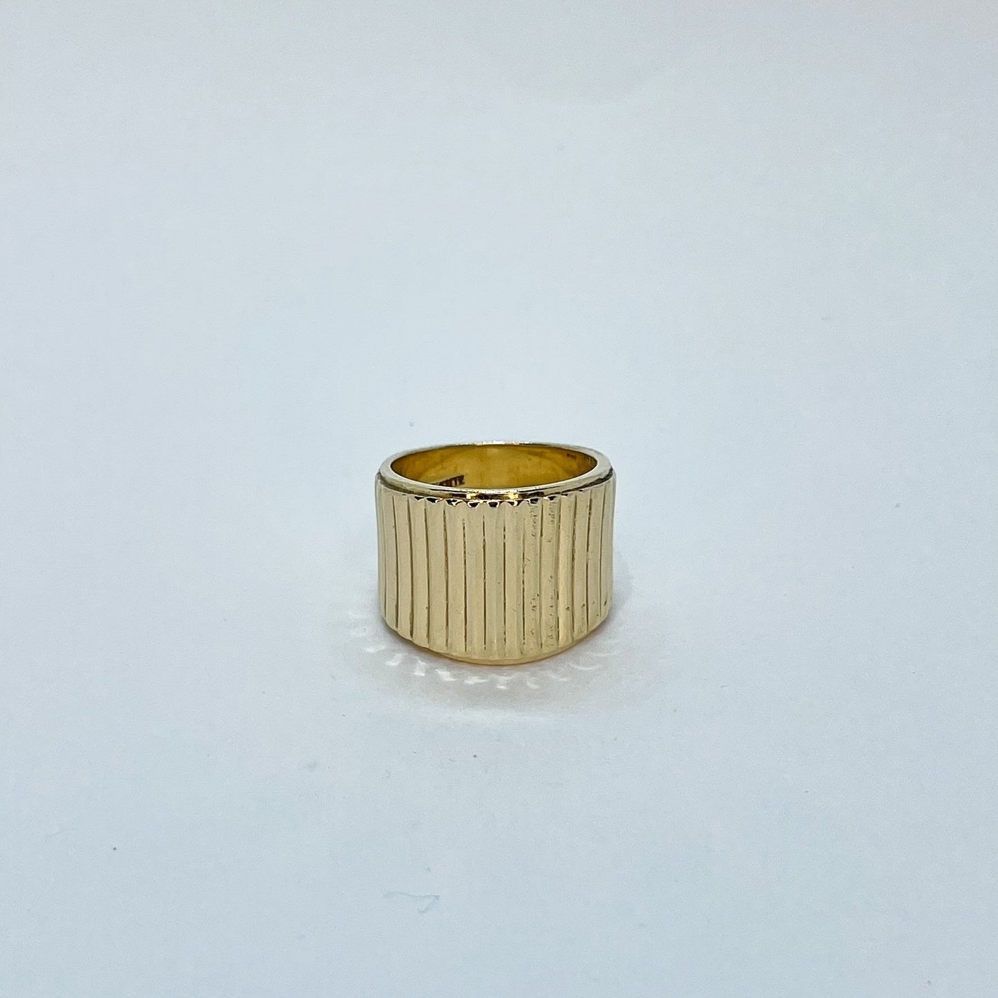 14K Minimalist Striped Pattern Ring