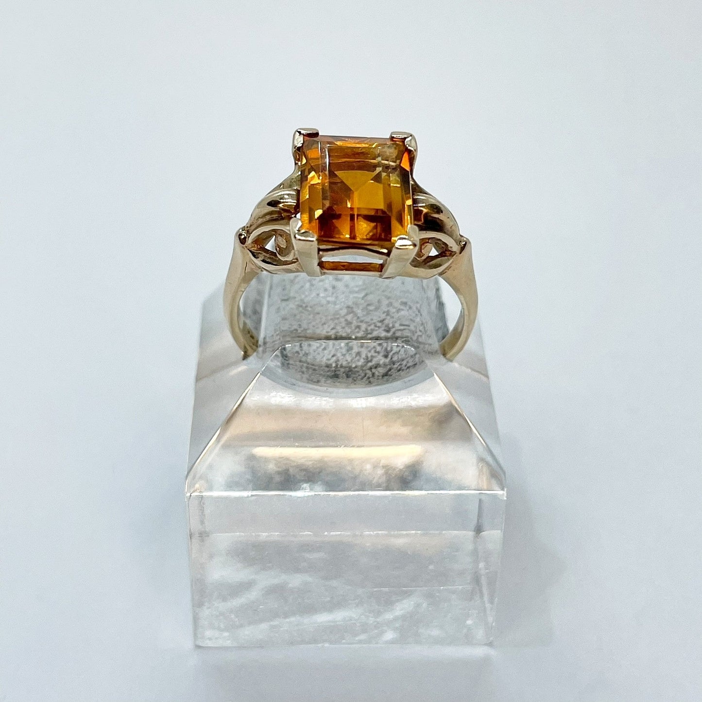 10K Citrine Lotus Flower setting Ring