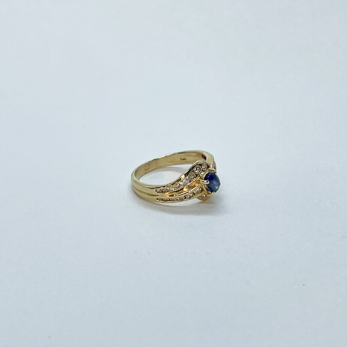 Cylon Sapphire Ring