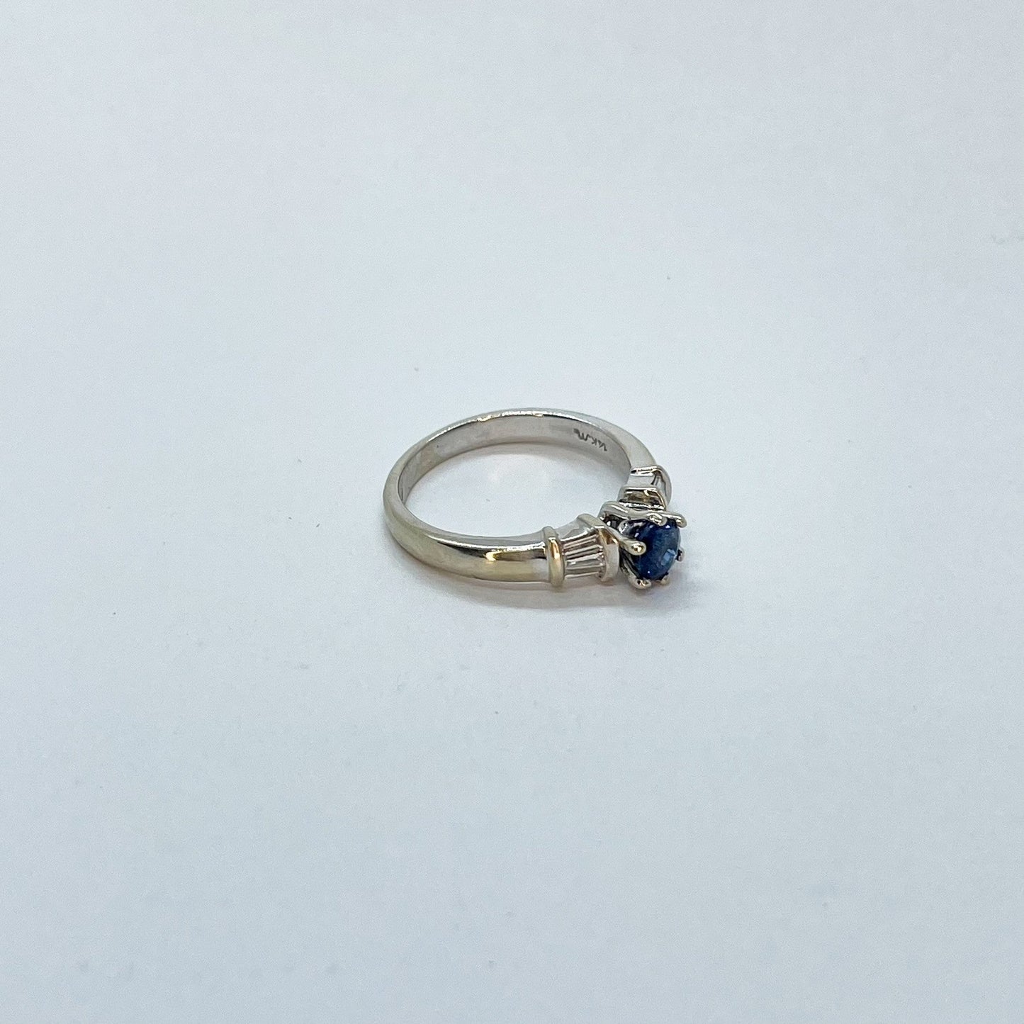 14K Circle Sapphire with Baguette Diamond Accents Ring