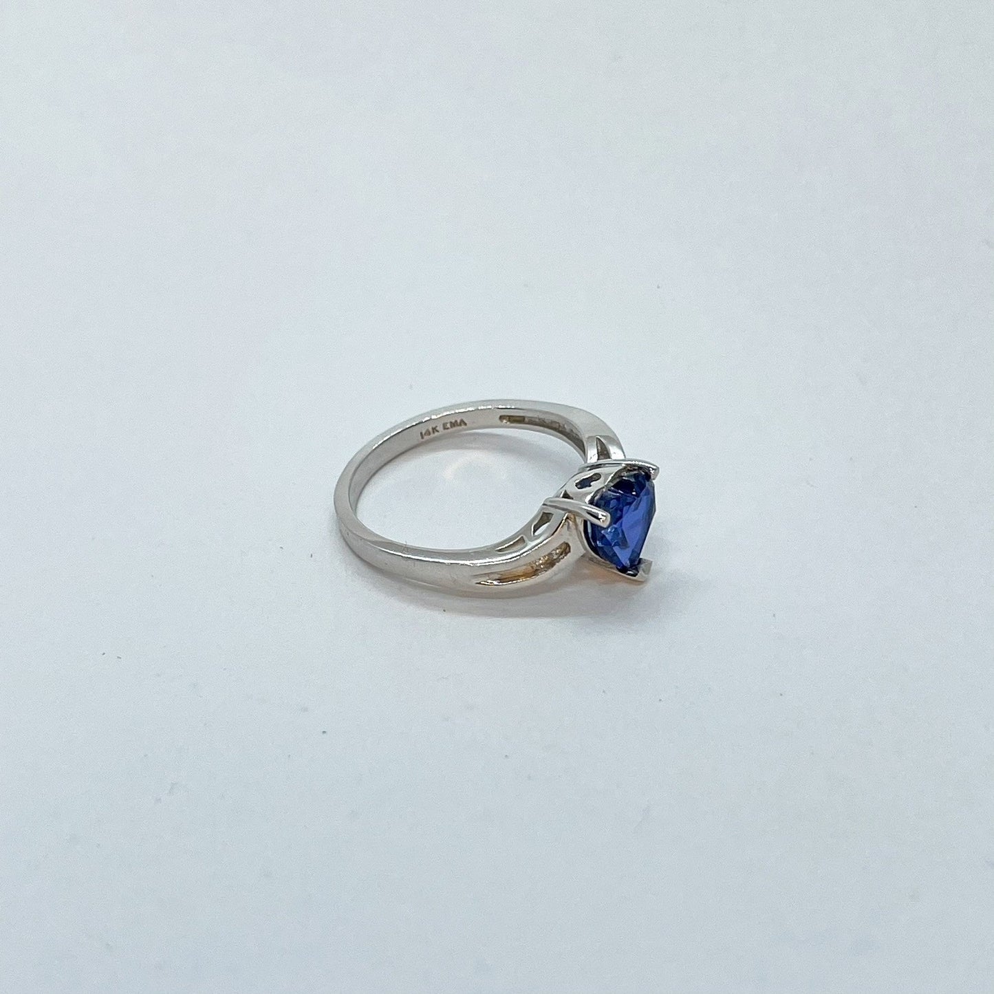 14K Heart Shaped Sapphire Ring with Diamond Accents