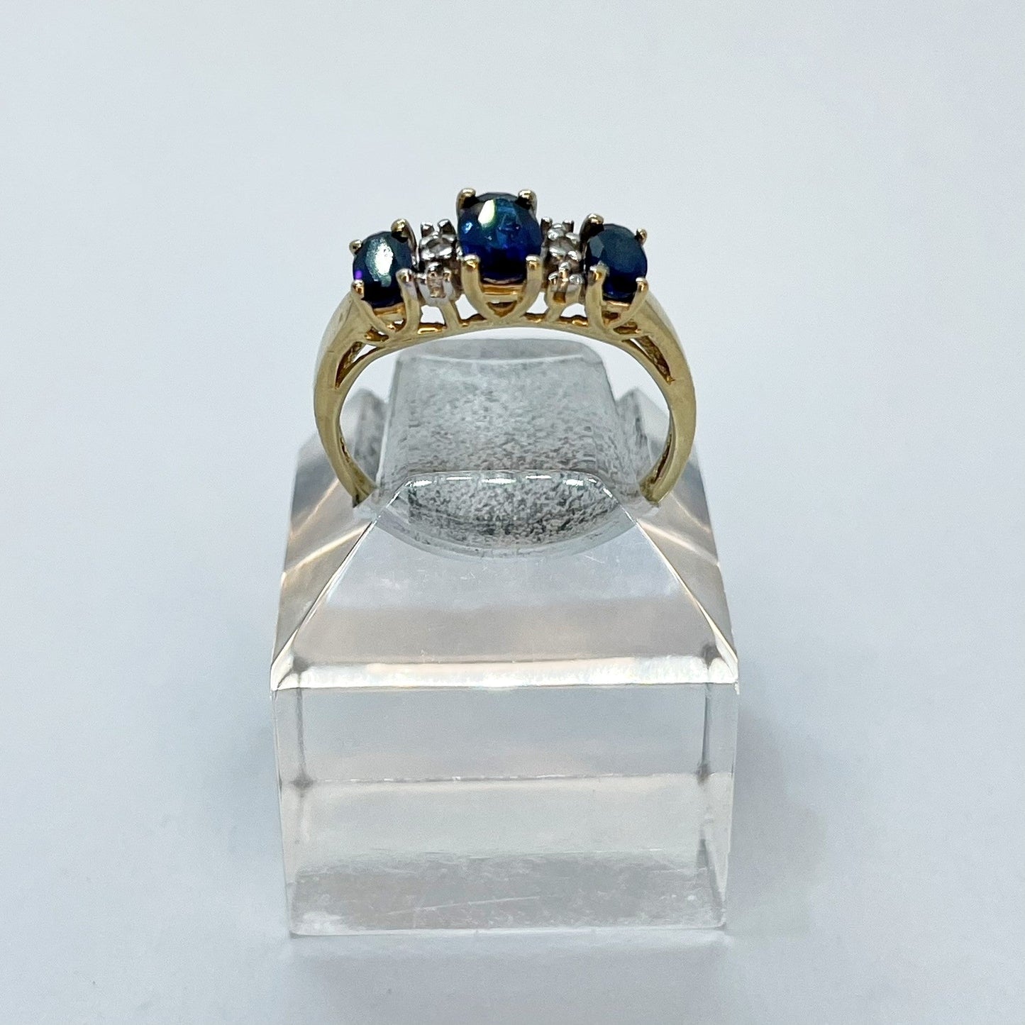 10K Dainty Sapphire Ring