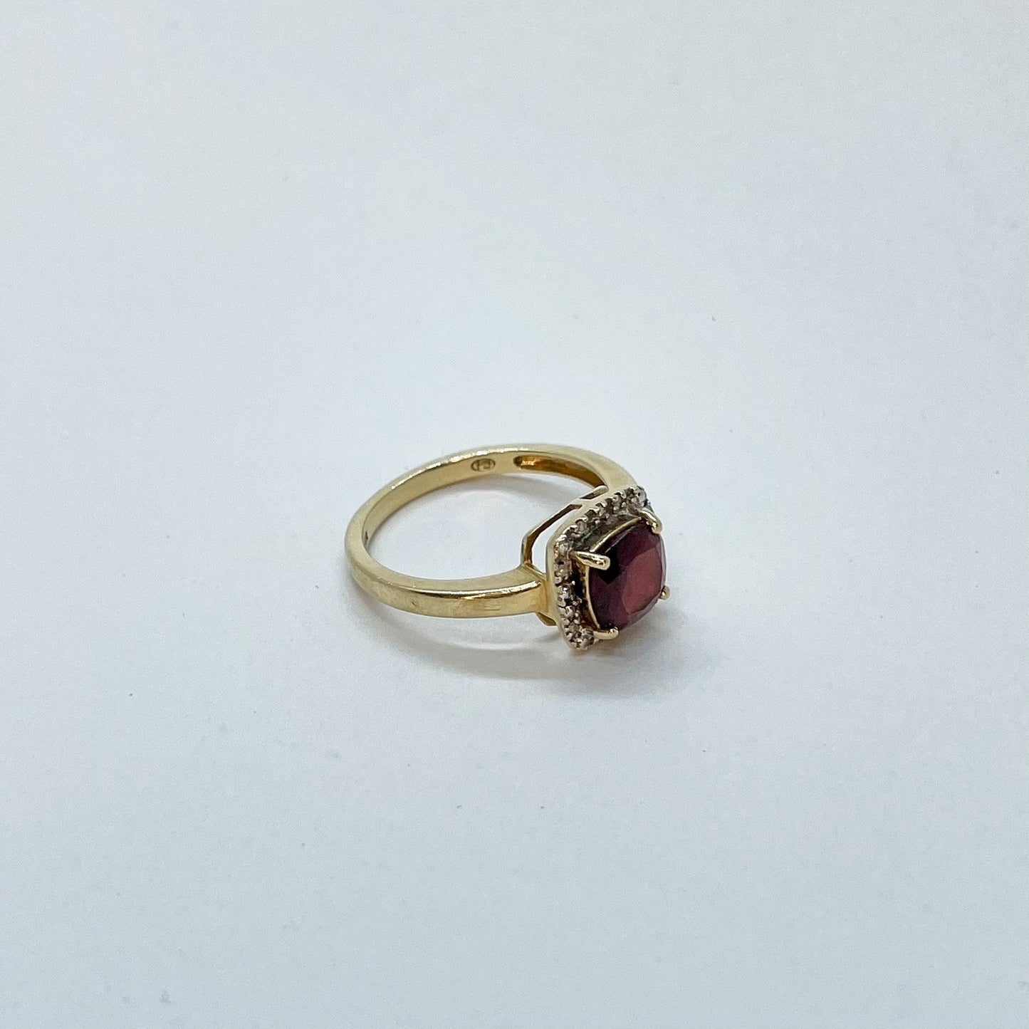 10K Garnet Cushion Cut Ring